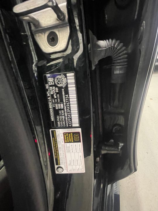 Mercedes-Benz GLS 450 2023 - Image 48