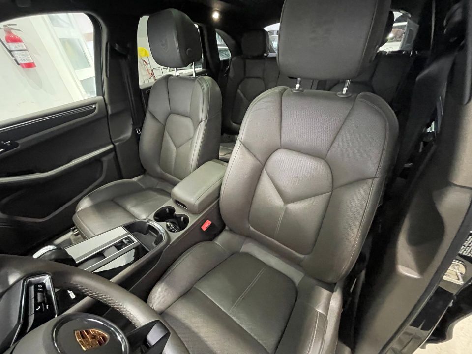 Porsche Macan 2022 - Image 24