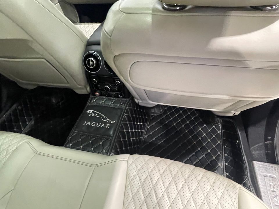 Jaguar XJL 2017 - Image 33