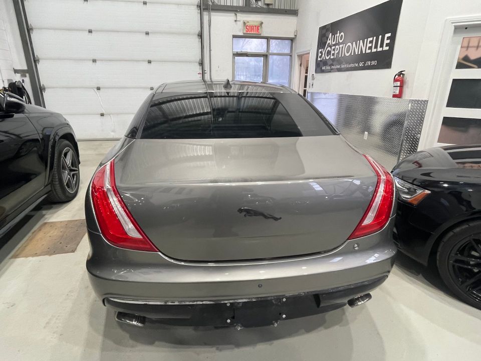 Jaguar XJL 2017 - Image 27