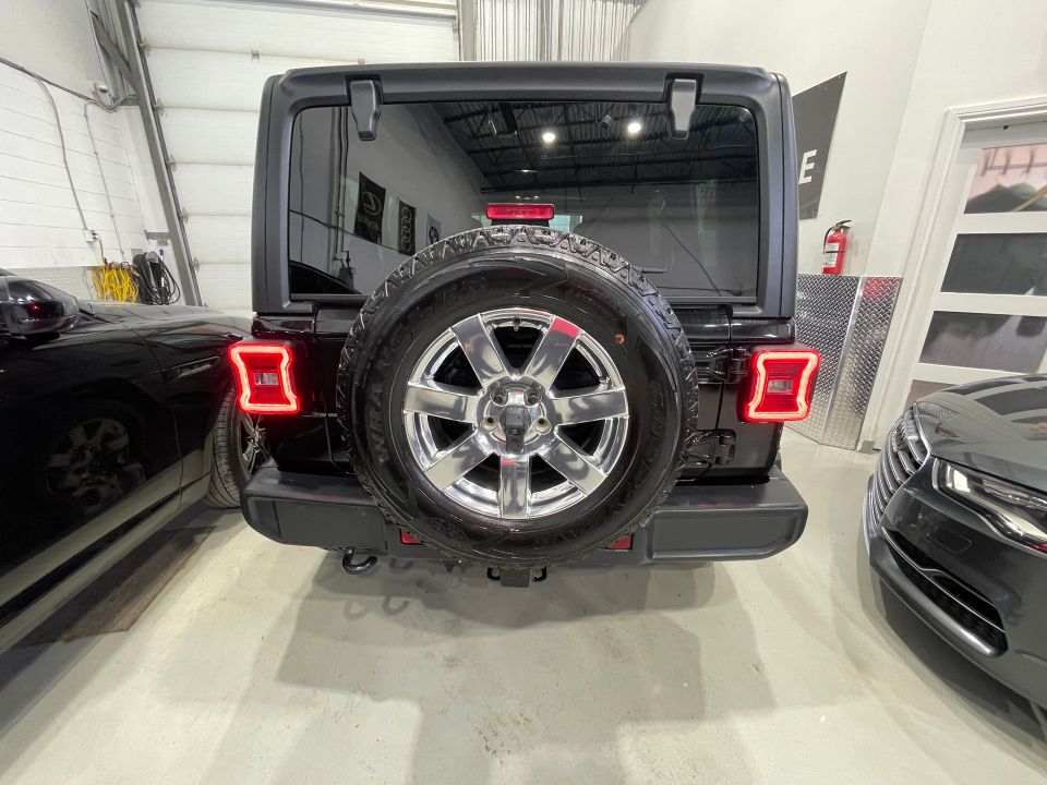 Jeep Wrangler 2020 - Image 2