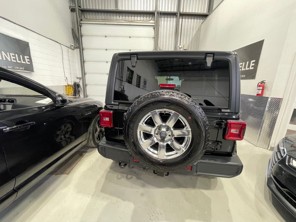 Jeep Wrangler 2020 - Image 9