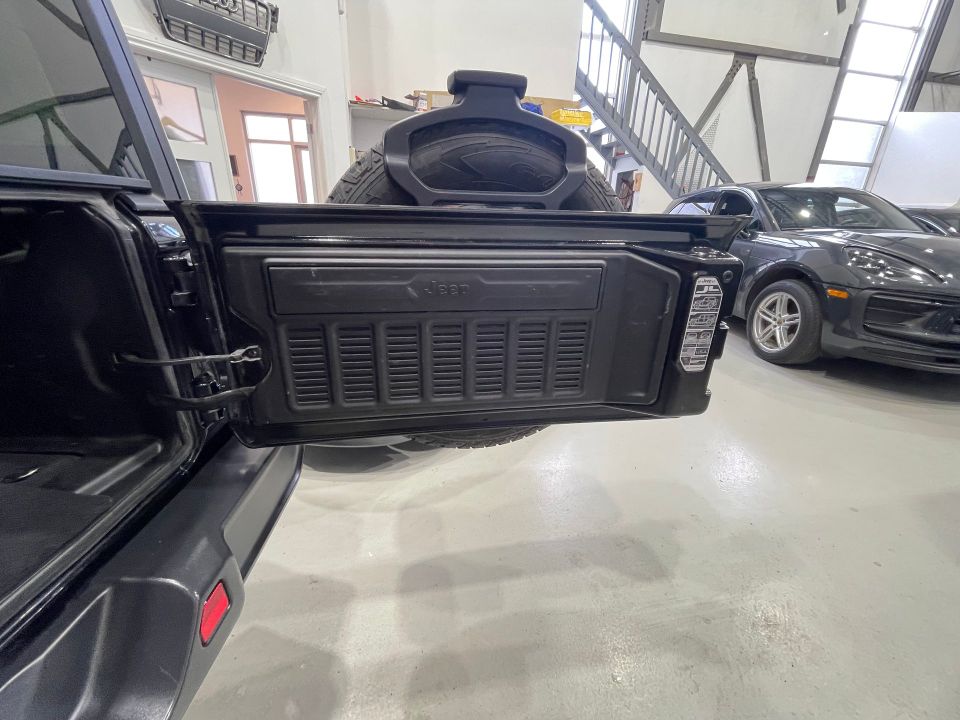 Jeep Wrangler 2020 - Image 26