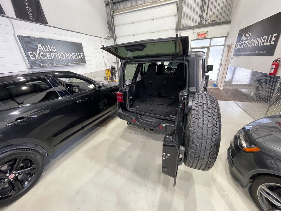 Jeep Wrangler 2020 - Image 28