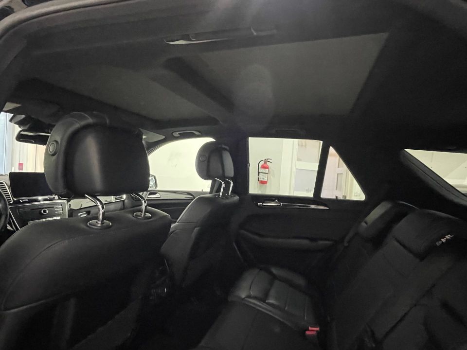 Mercedes-Benz GLE 550 2017 - Image 17