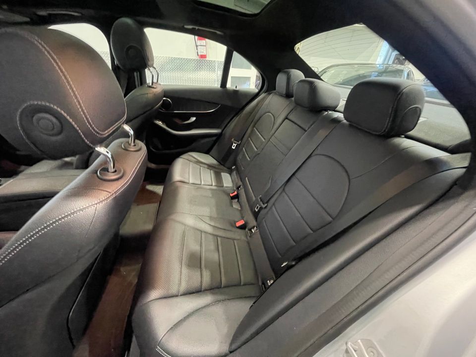 Mercedes-Benz C 300 2021 - Image 26