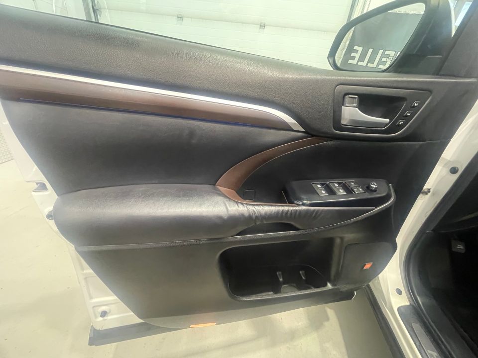 Toyota Highlander 2015 - Image 15