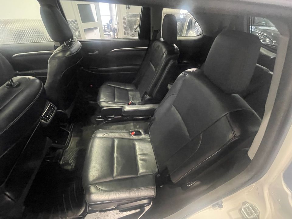 Toyota Highlander 2015 - Image 16