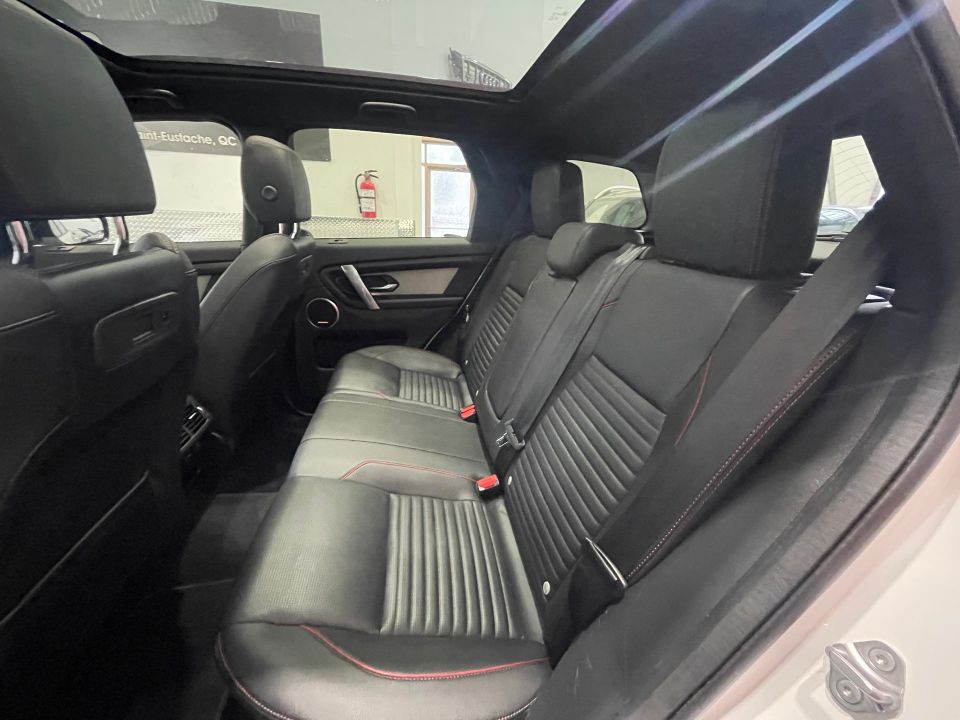 Land Rover Discovery Sport 2023 - Image 22