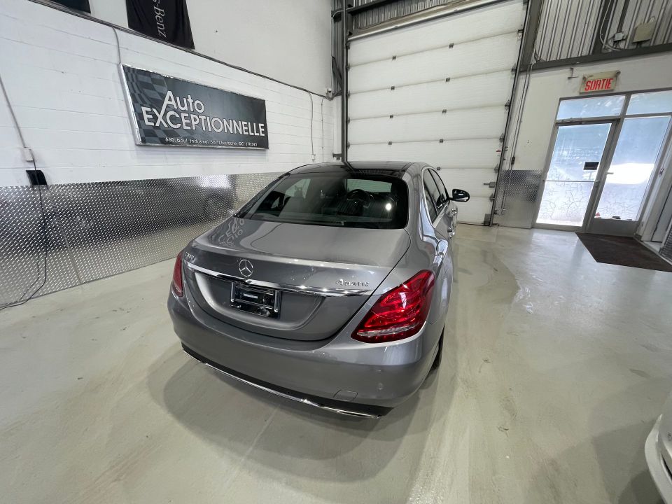Mercedes-Benz C 300 2015 - Image 7