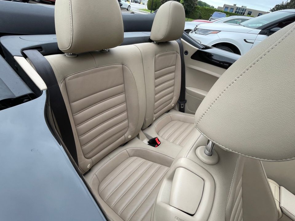 Volkswagen Beetle 2016 - Image 18