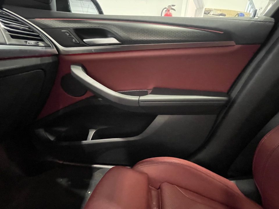 BMW X4 2023 - Image 21