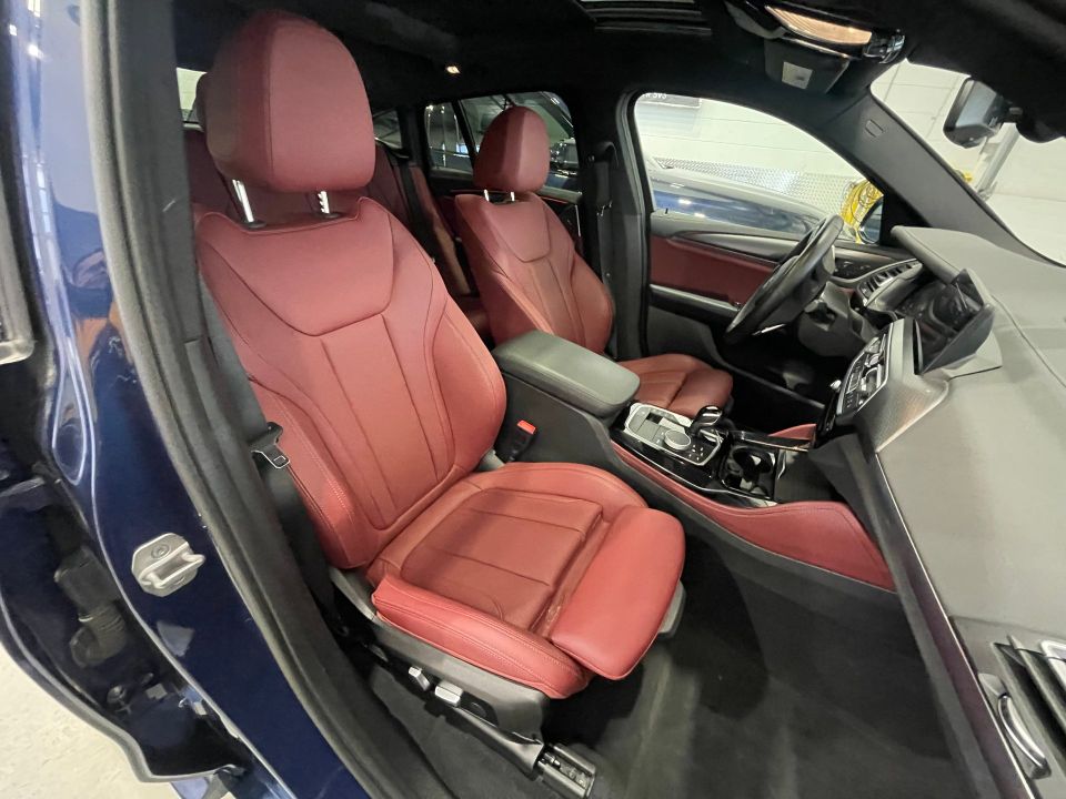 BMW X4 2023 - Image 2
