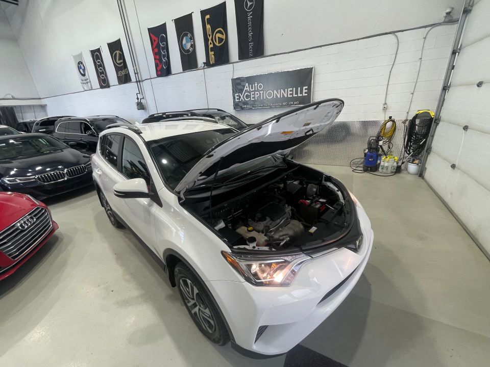 Toyota RAV4 2017 - Image 28