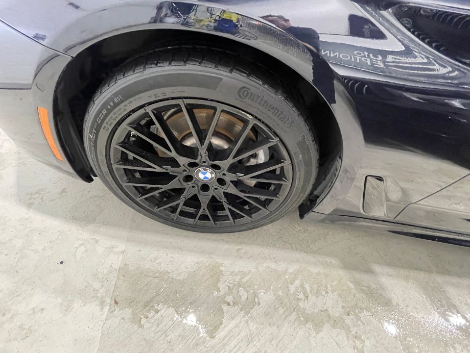 BMW 530 2023 - Image 23