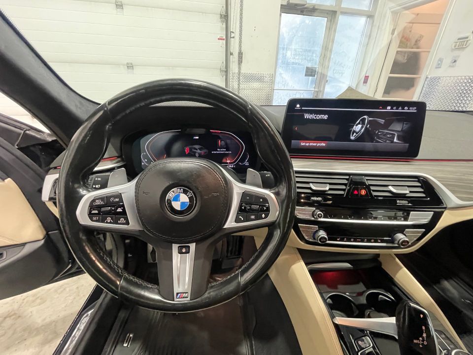 BMW 530 2023 - Image 17