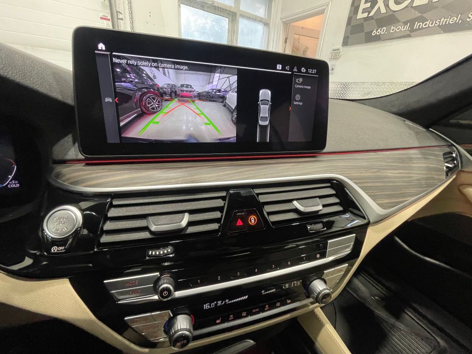 BMW 530 2023 - Image 19