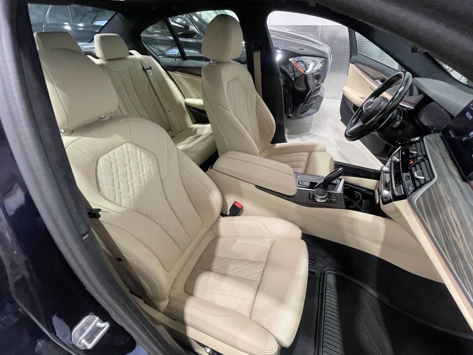 BMW 530 2023 - Image 12
