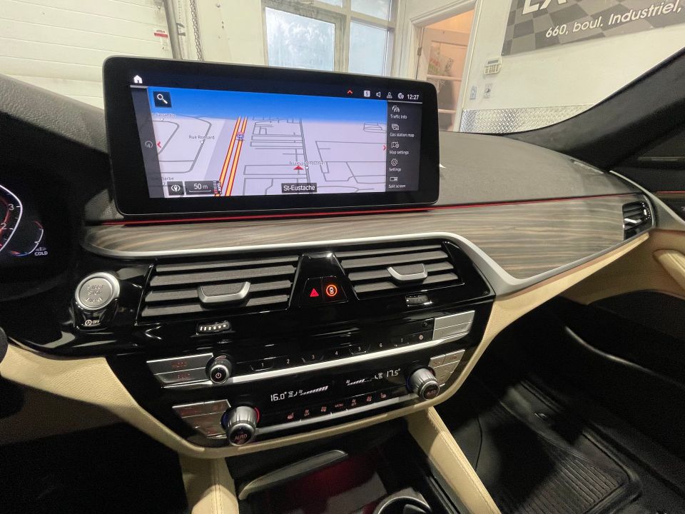 BMW 530 2023 - Image 20