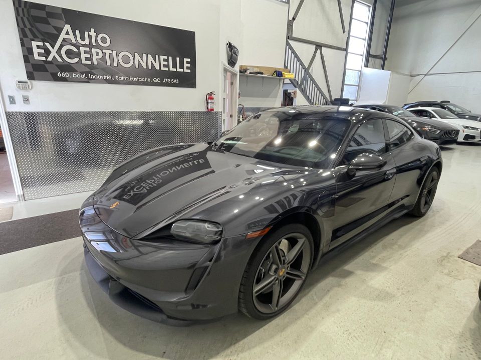 Porsche Taycan 2022 - Image 7