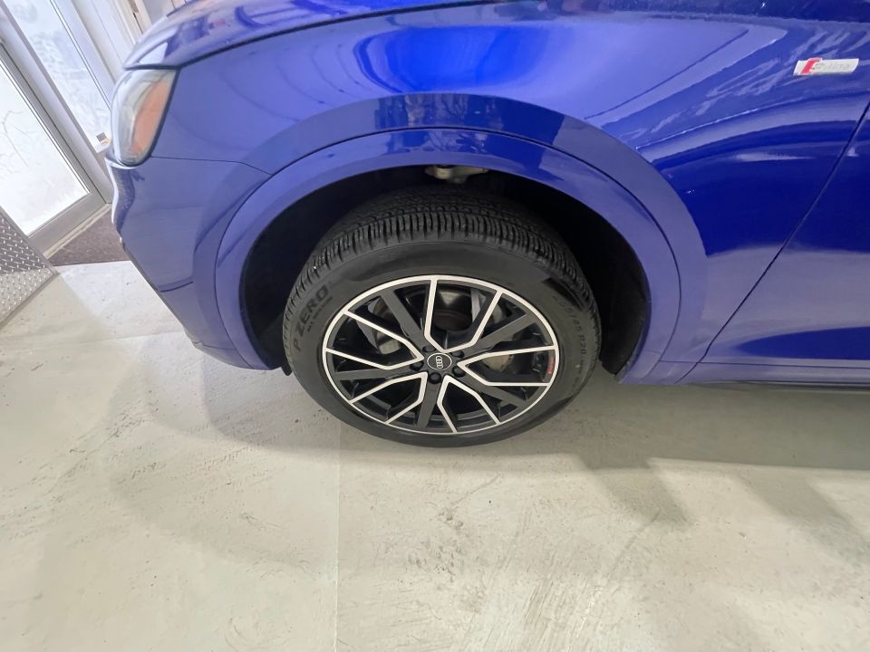Audi Q5 2023 - Image 9