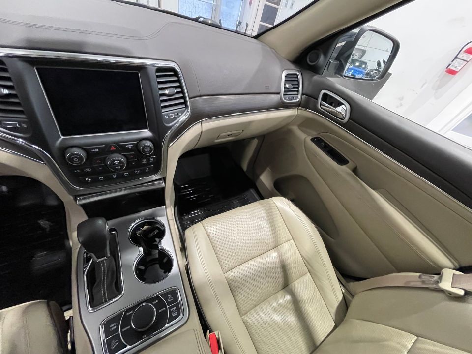 Jeep Grand Cherokee 2018 - Image 25