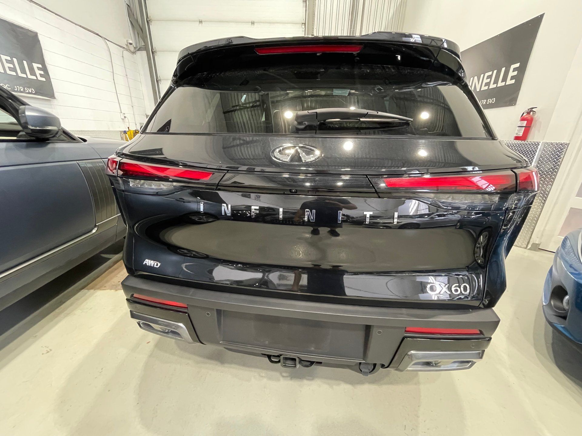 INFINITI QX60 2024 - Thumbnail 11