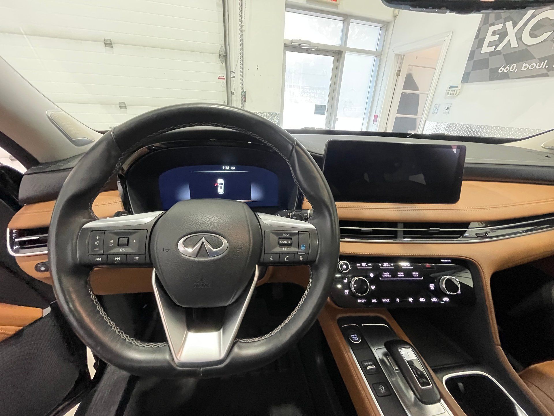 INFINITI QX60 2024 - Thumbnail 37