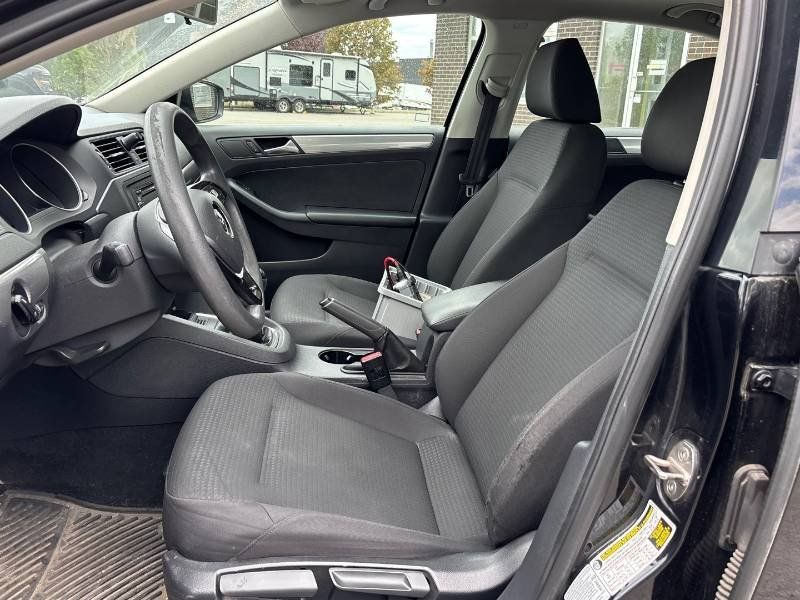 Volkswagen Jetta 2015 - Thumbnail 18