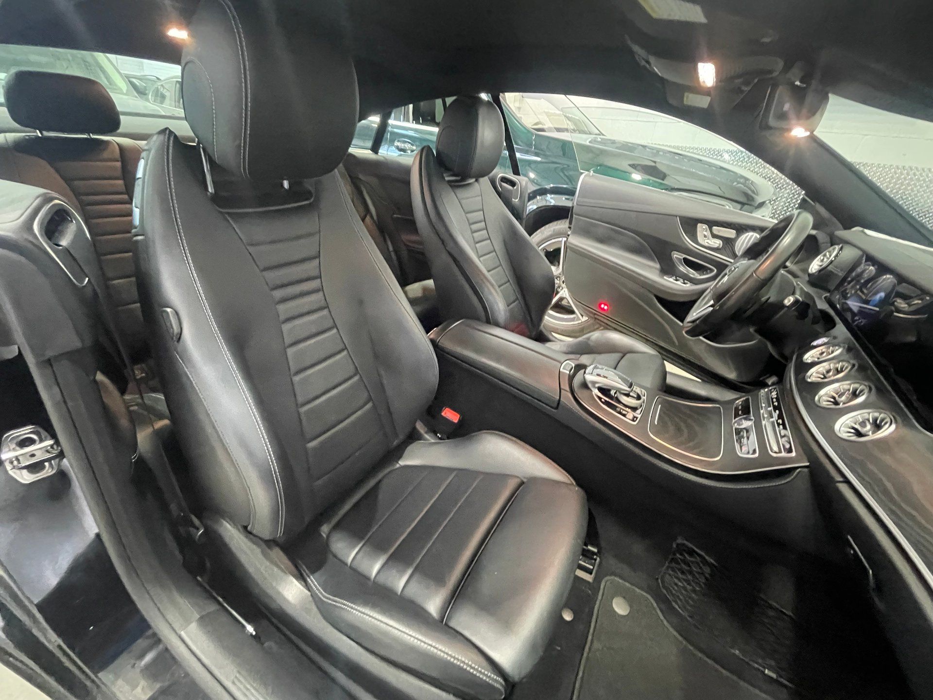 Mercedes-Benz E 450 2019 - Thumbnail 19