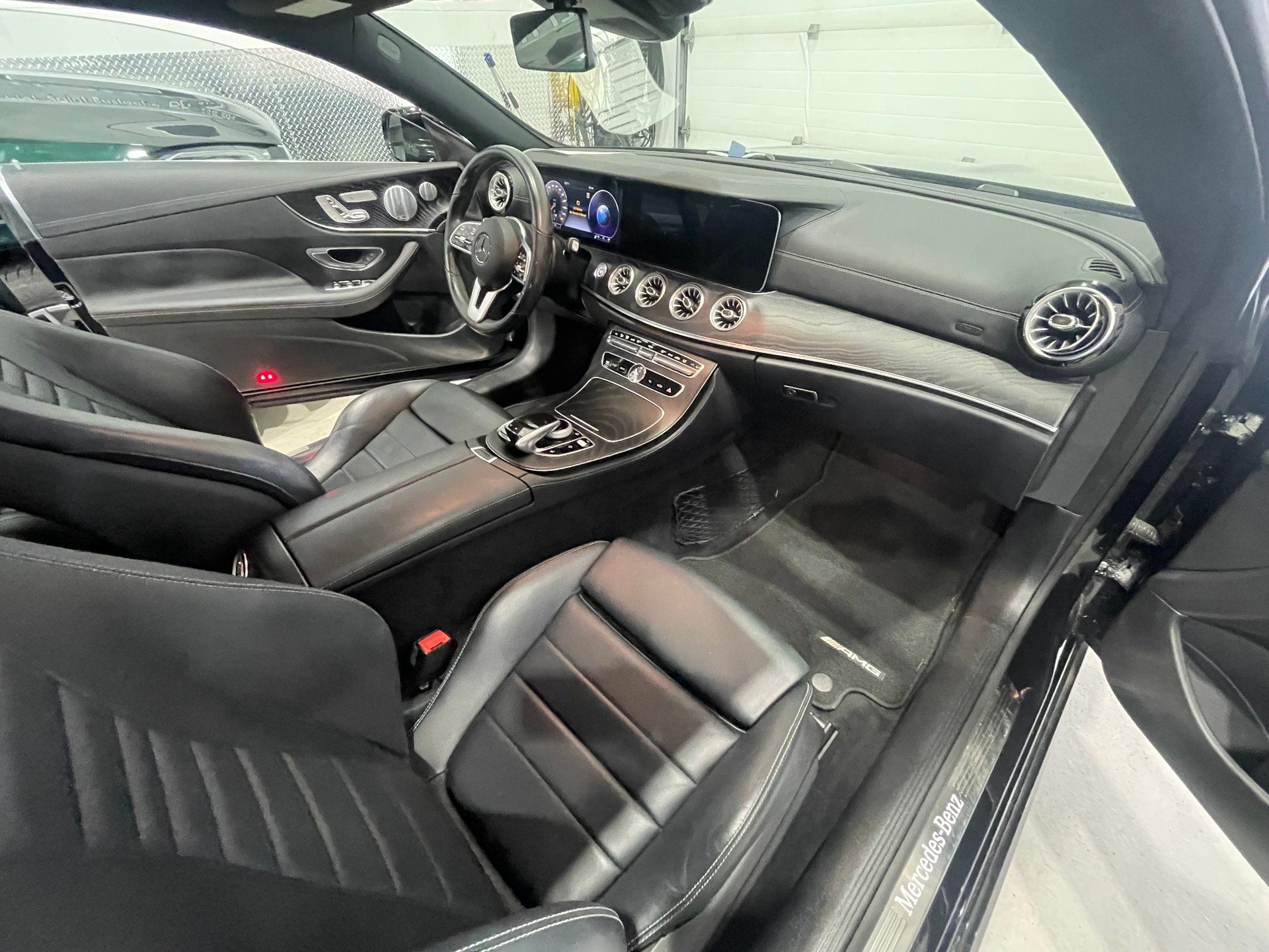 Mercedes-Benz E 450 2019 - Thumbnail 22