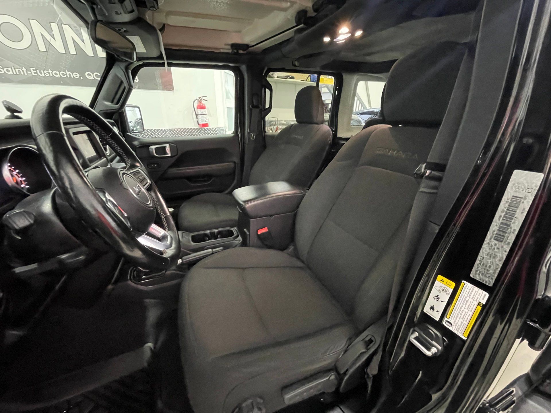 Jeep Wrangler 2020 - Thumbnail 17