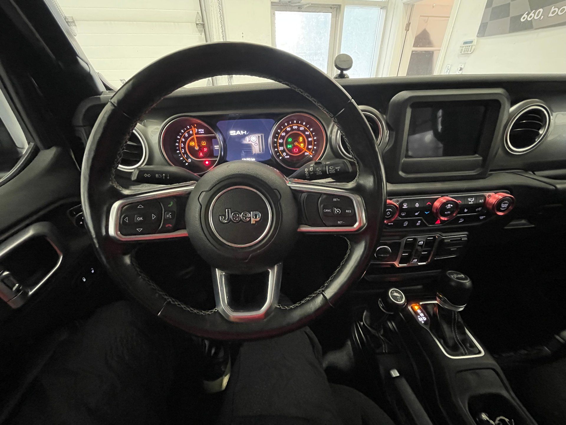 Jeep Wrangler 2020 - Thumbnail 33