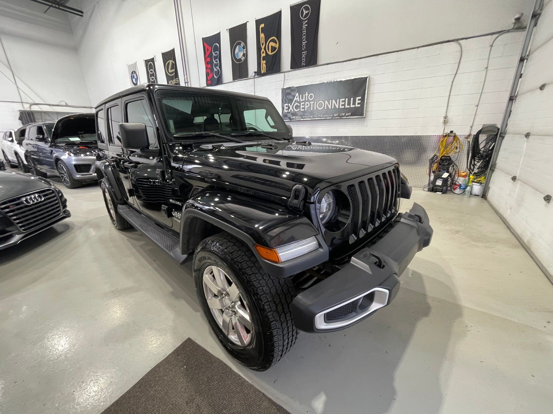 Jeep Wrangler 2020 - Thumbnail 11