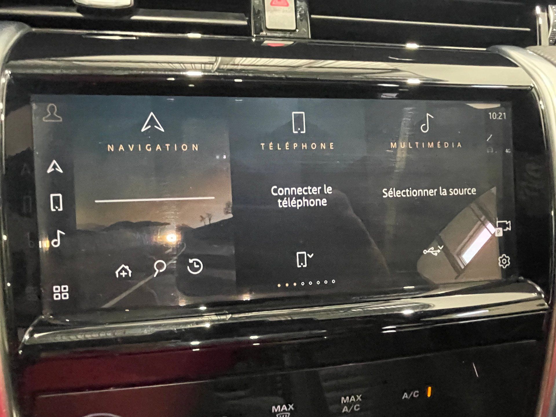 Land Rover Discovery Sport 2023 - Thumbnail 32