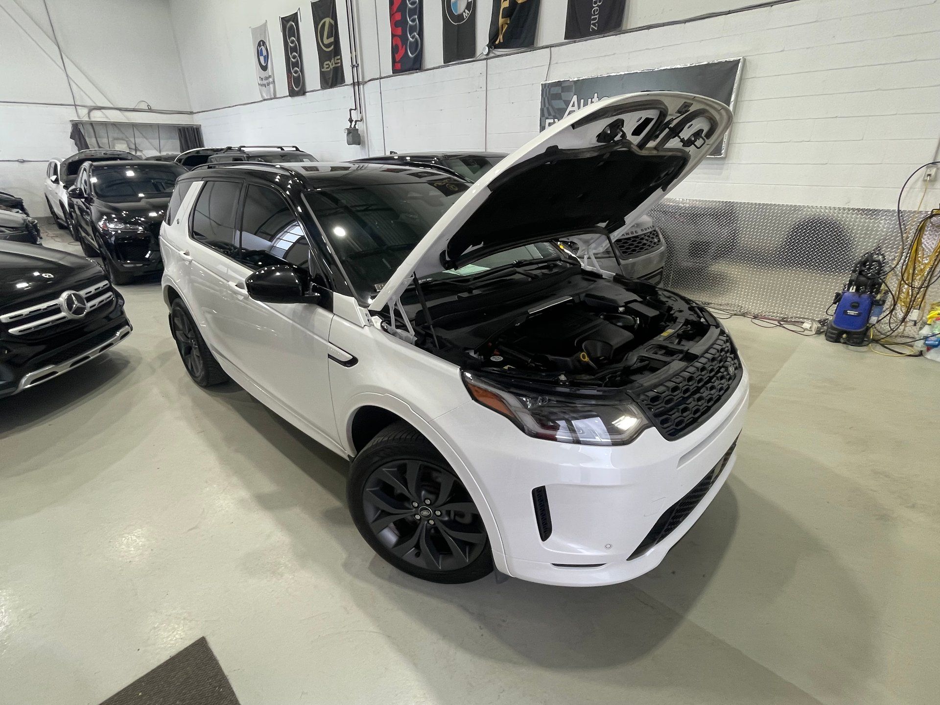 Land Rover Discovery Sport 2023 - Thumbnail 26