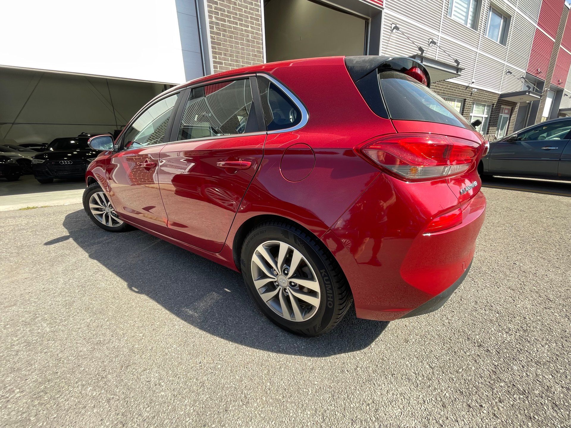 Hyundai Elantra GT 2019 - Thumbnail 4