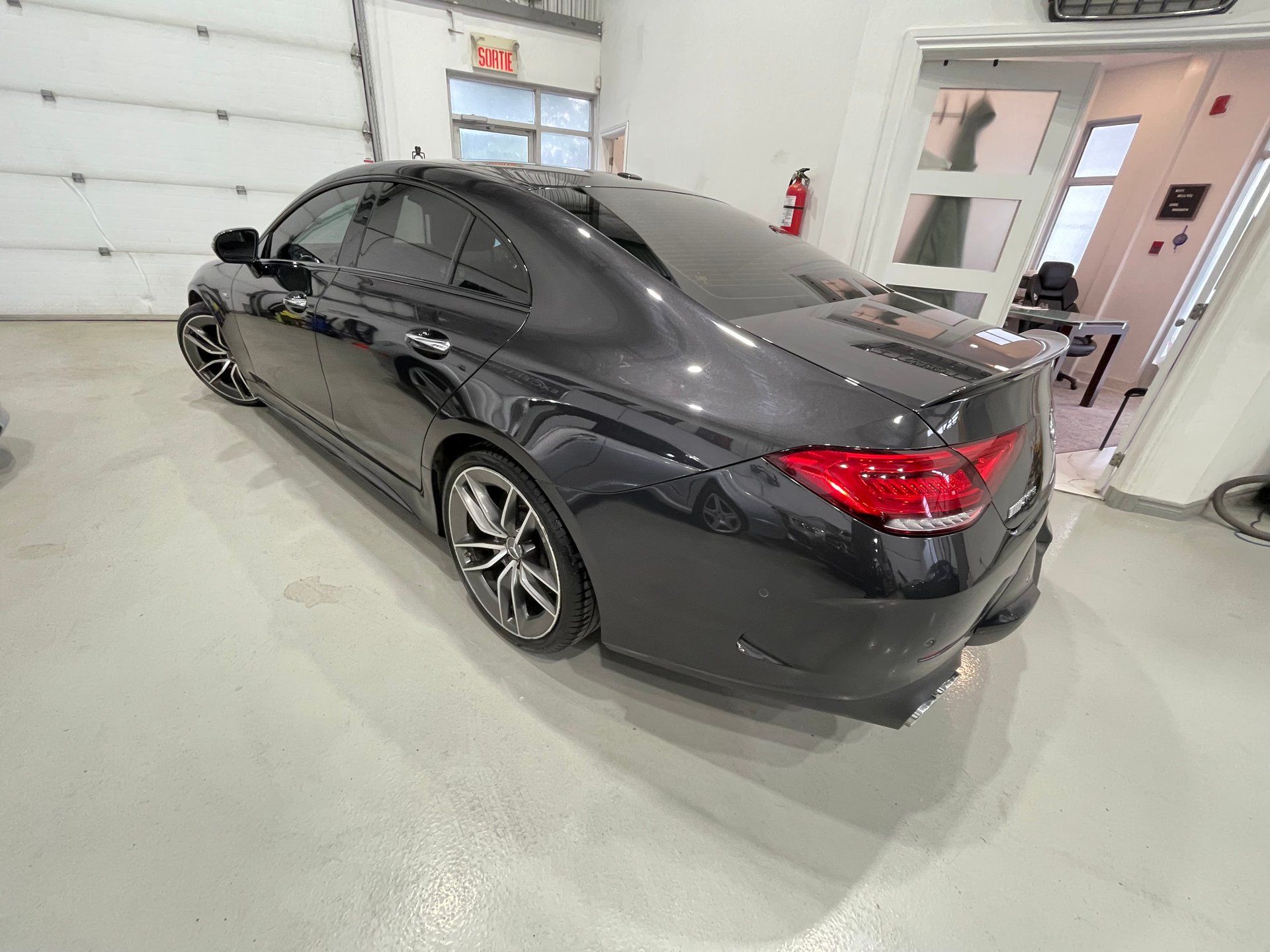 Mercedes-Benz AMG CLS 53 2019 - Thumbnail 14