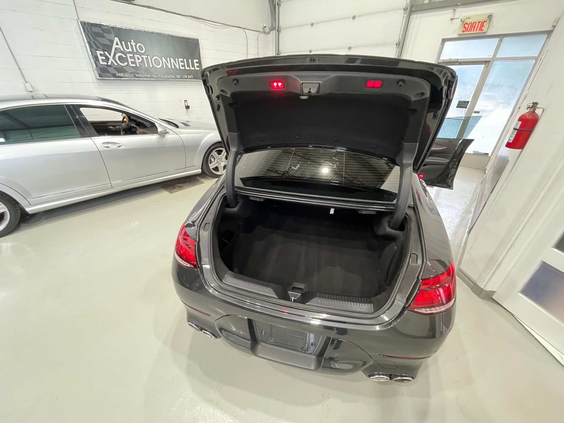 Mercedes-Benz AMG CLS 53 2019 - Thumbnail 32