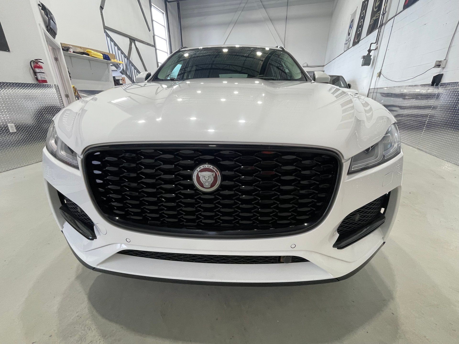 Jaguar F-PACE 2022 - Thumbnail 8