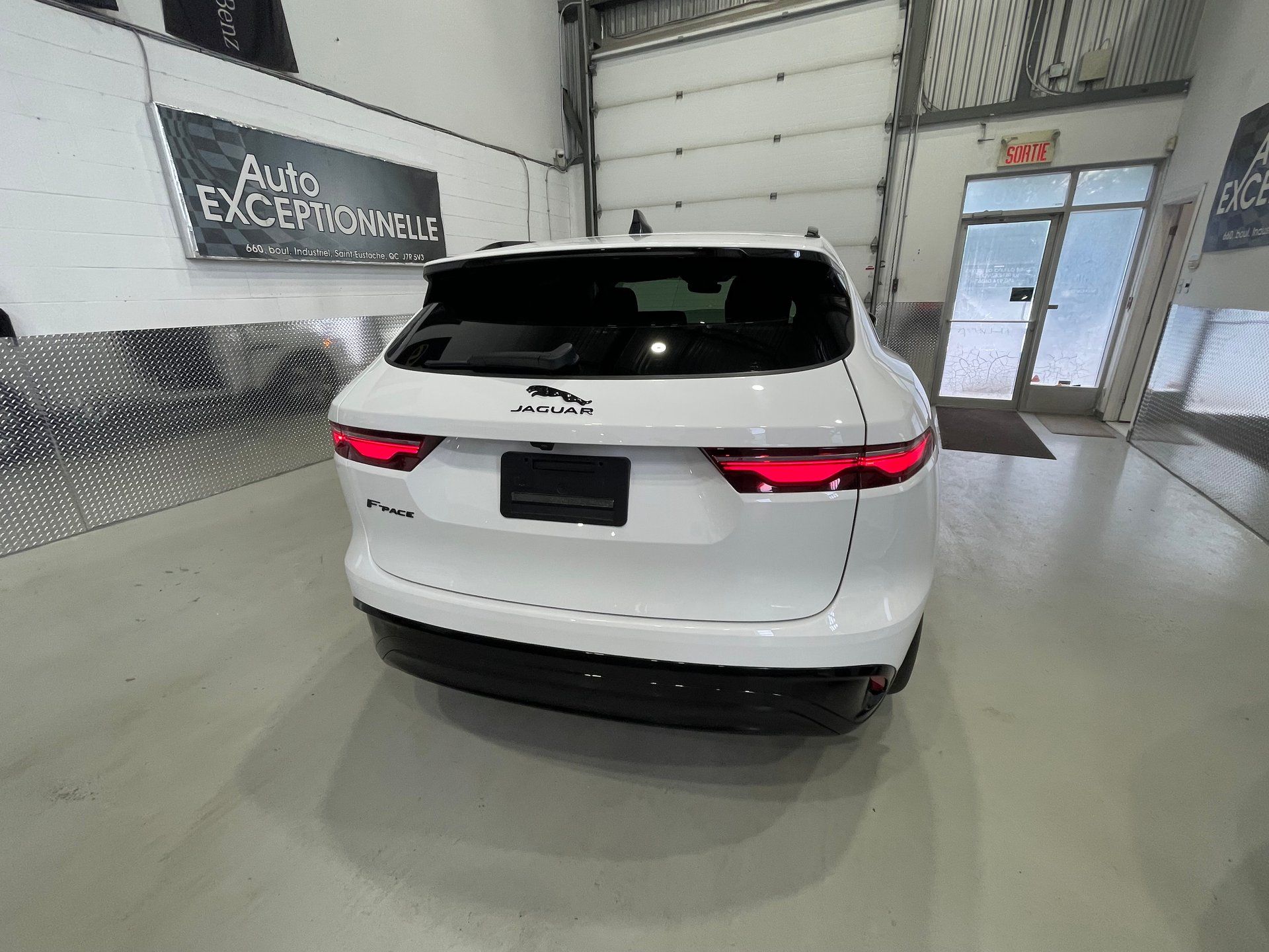 Jaguar F-PACE 2022 - Thumbnail 42