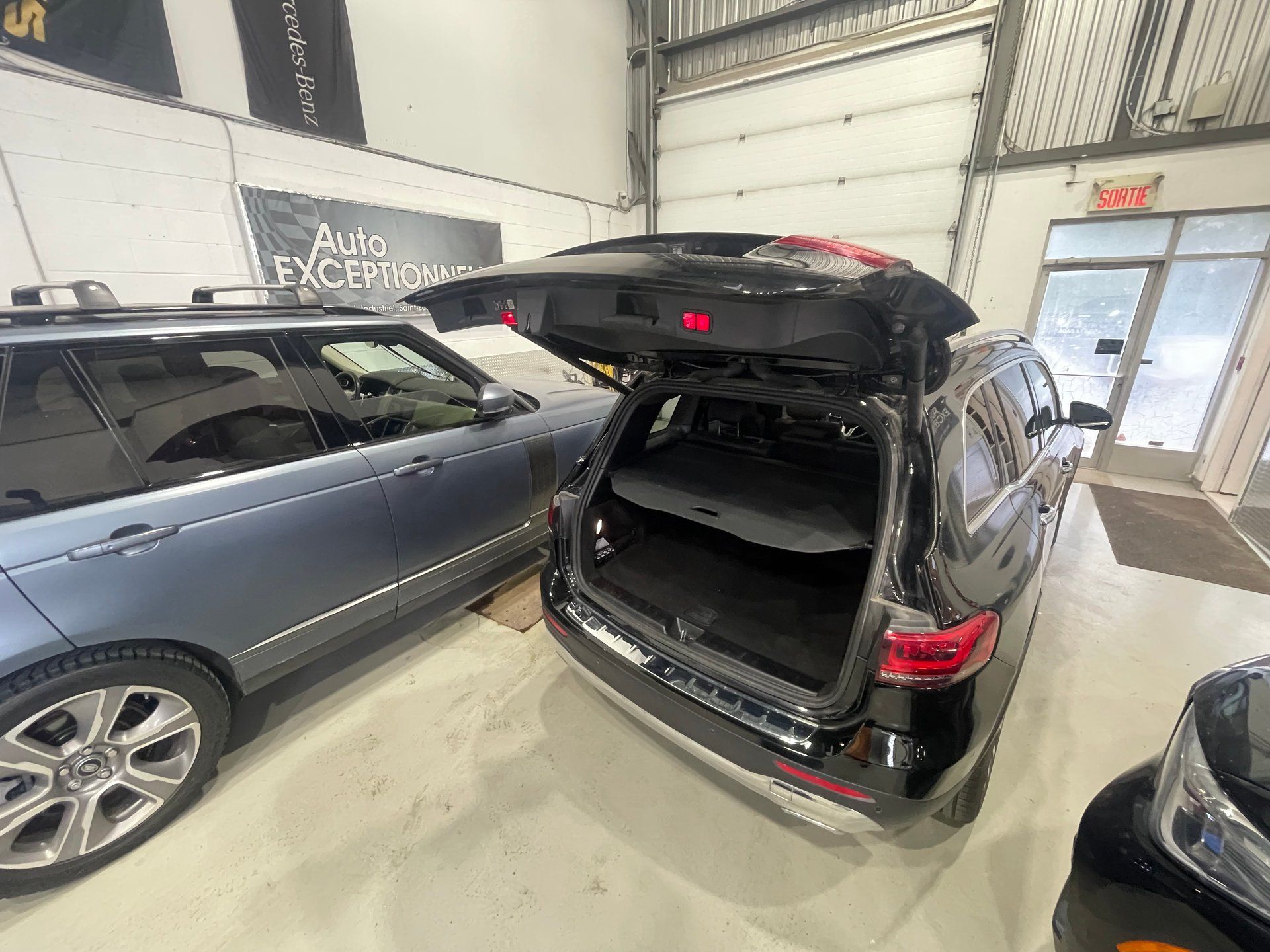 Mercedes-Benz GLB 250 2023 - Thumbnail 10
