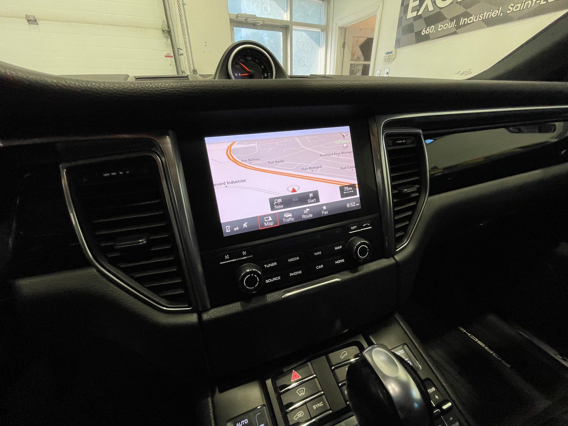 Porsche Macan 2017 - Thumbnail 34