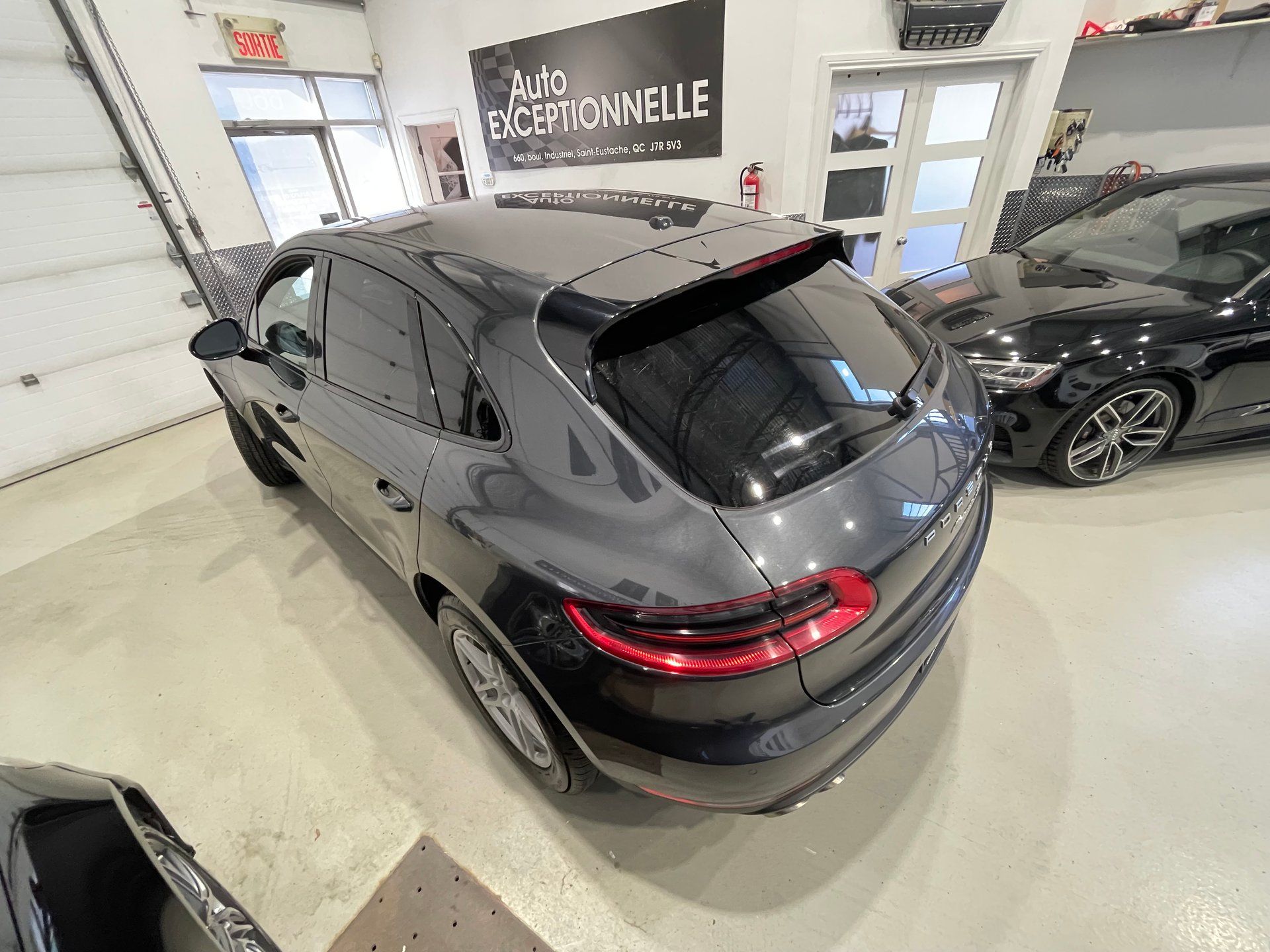Porsche Macan 2017 - Thumbnail 11