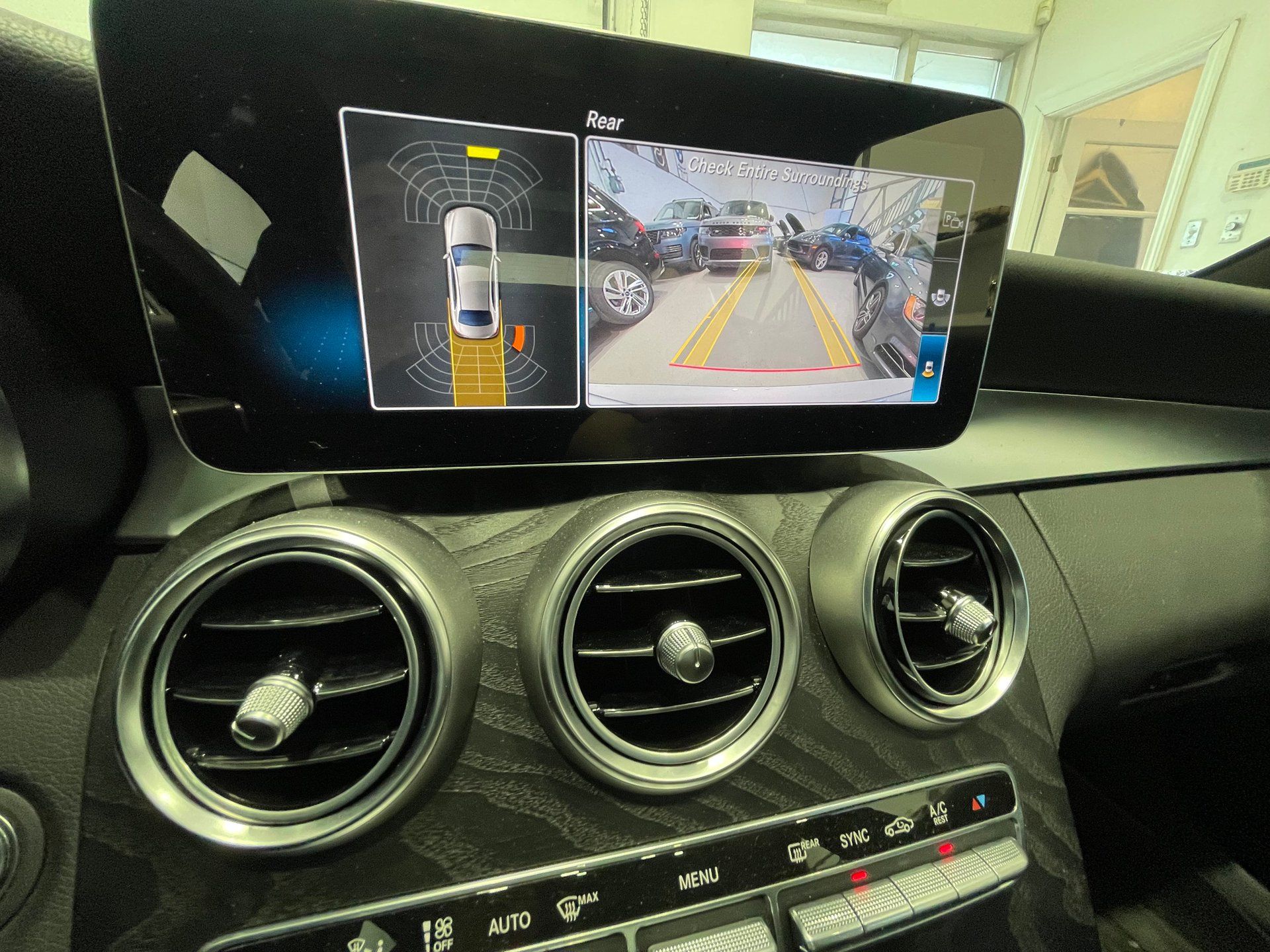Mercedes-Benz C 300 2021 - Thumbnail 33