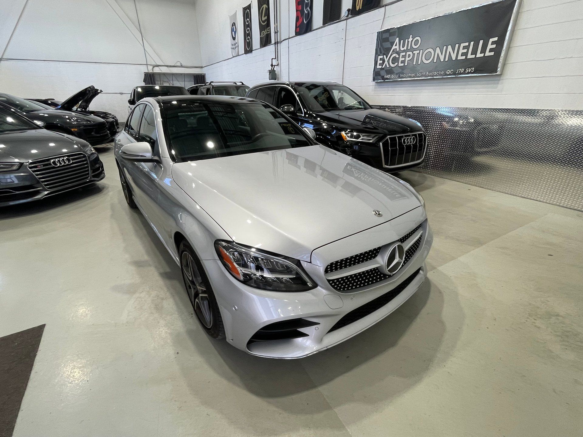 Mercedes-Benz C 300 2021 - Thumbnail 4